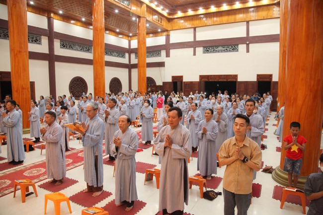 Repentance ceremony on March 14th, Year of the Cat at Giai Lam Temple – Ha Tinh