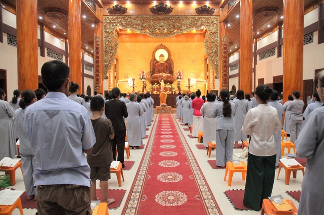 Repentance ceremony on March 14th, Year of the Cat at Giai Lam Temple – Ha Tinh