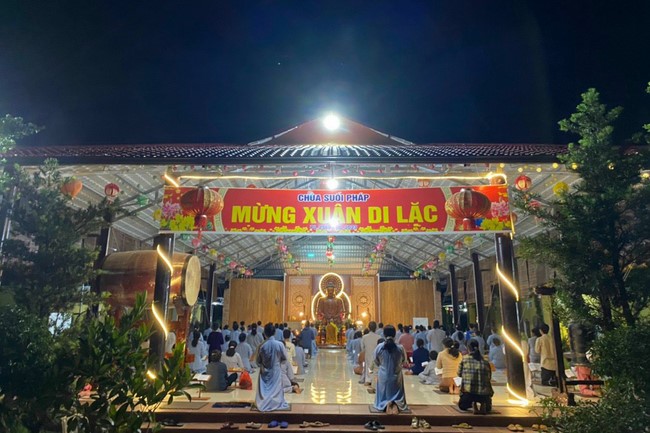 Repentance ceremony on March 14th, Year of the Cat at Suoi Phap Pagoda, Tay Ninh