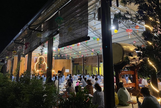 Repentance ceremony on March 14th, Year of the Cat at Suoi Phap Pagoda, Tay Ninh