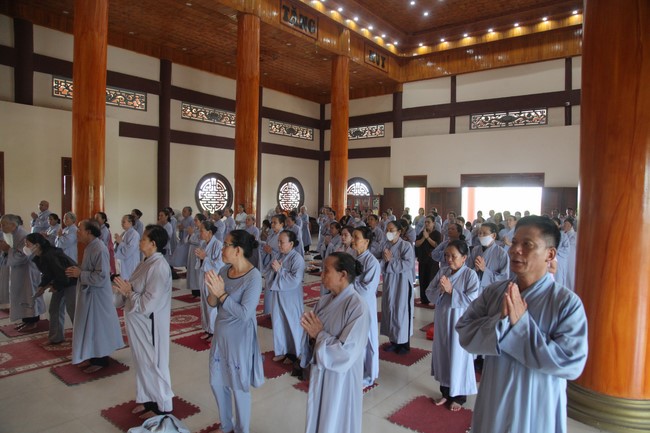 One- day Retreat at Giai Lam Pagoda - Ha Tinh