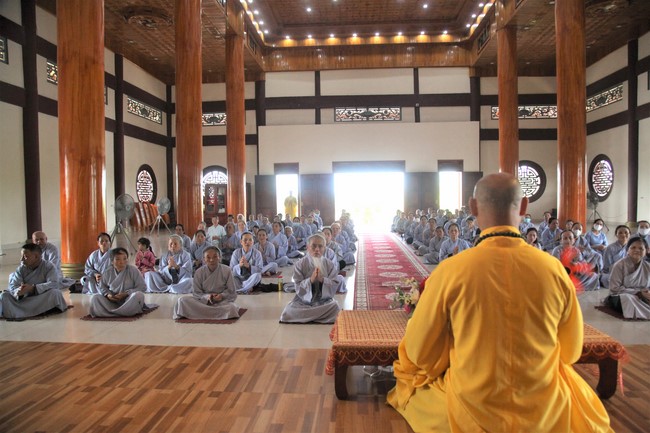 One- day Retreat at Giai Lam Pagoda - Ha Tinh