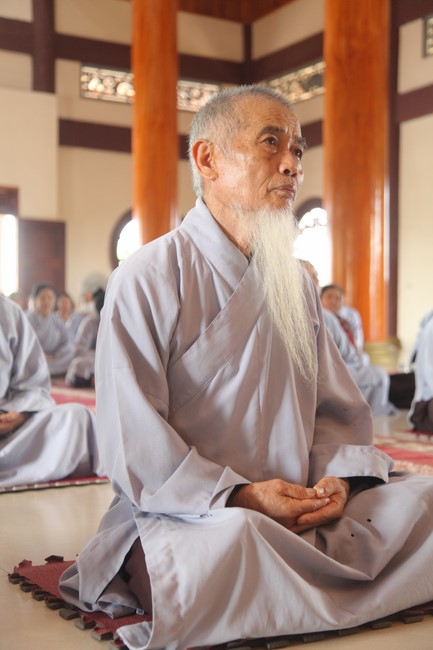 One- day Retreat at Giai Lam Pagoda - Ha Tinh