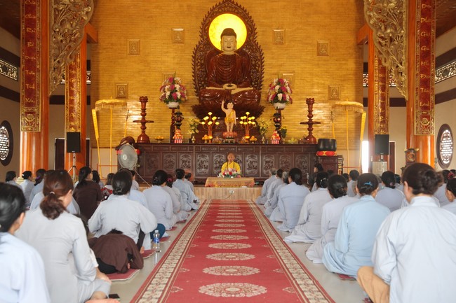 One- day Retreat at Giai Lam Pagoda - Ha Tinh