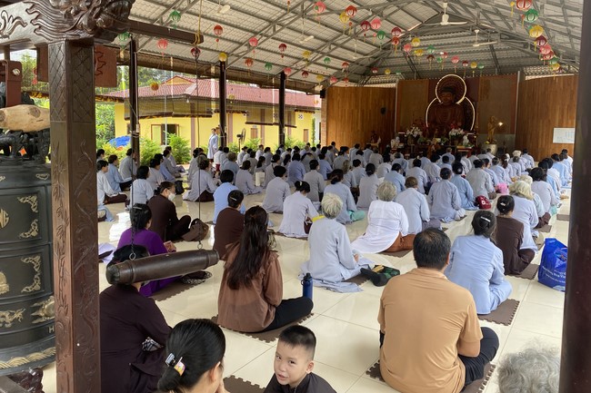 One-Day Peaceful Retreat at Suoi Phap Pagoda