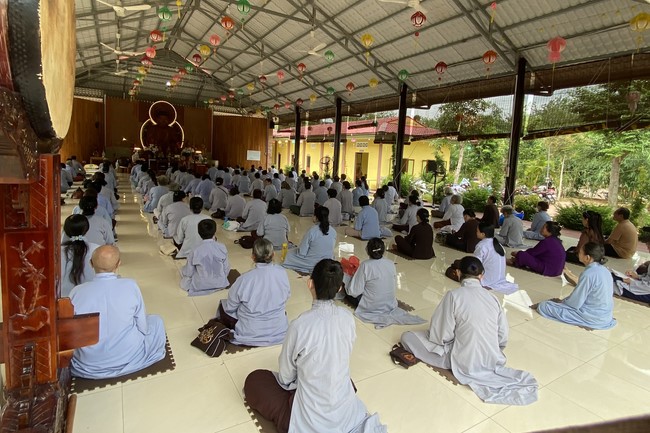One-Day Peaceful Retreat at Suoi Phap Pagoda