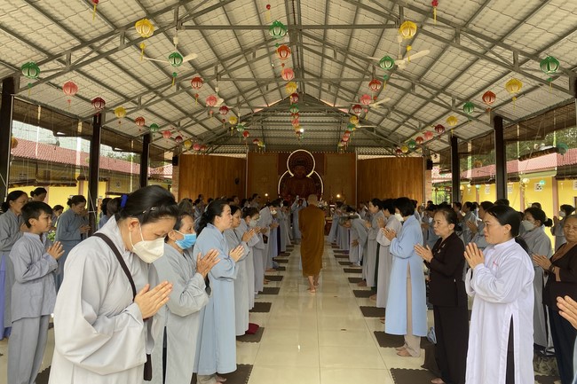 One-Day Peaceful Retreat at Suoi Phap Pagoda