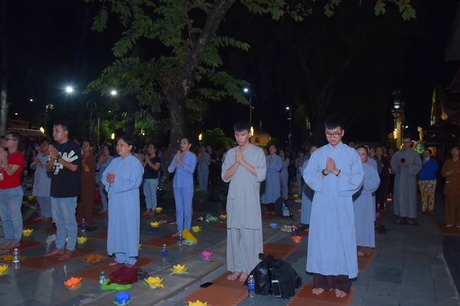 Repentant ceremony for the names of Bodhisattva Avalokitesvara
