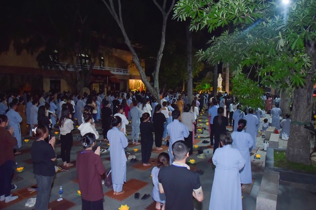 Repentant ceremony for the names of Bodhisattva Avalokitesvara