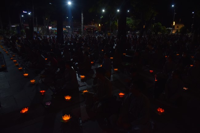 Repentant ceremony for the names of Bodhisattva Avalokitesvara