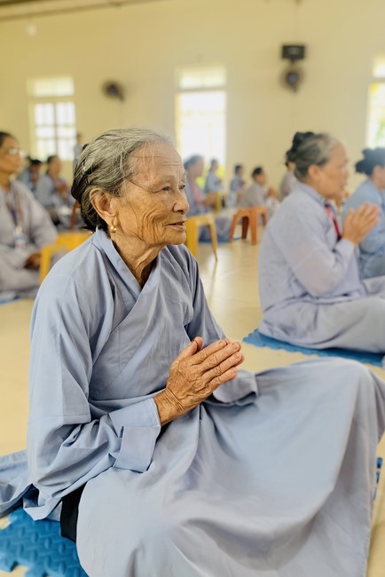 One - Day Practice at Dong Cao pagoda, Thanh Hoa
