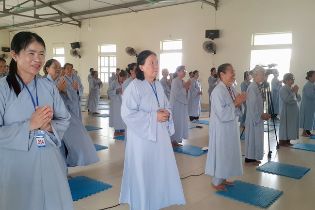 One - Day Practice at Dong Cao pagoda, Thanh Hoa