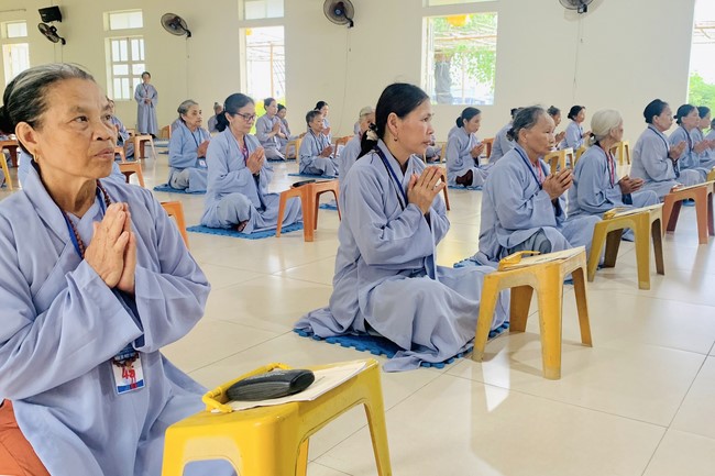 One - Day Practice at Dong Cao pagoda, Thanh Hoa