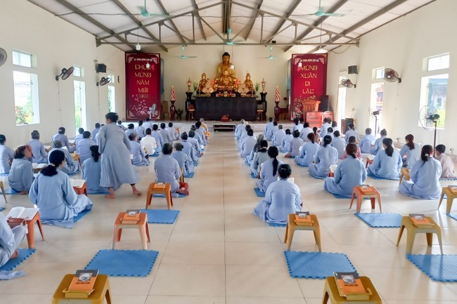 One - Day Practice at Dong Cao pagoda, Thanh Hoa
