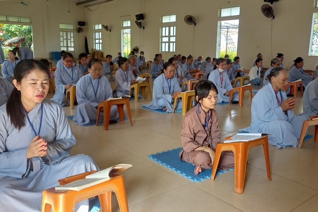 One - Day Practice at Dong Cao pagoda, Thanh Hoa