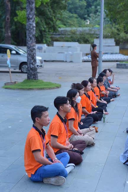 “Compassion is the Reason to Live Retreat of Nhan Sinh Club.