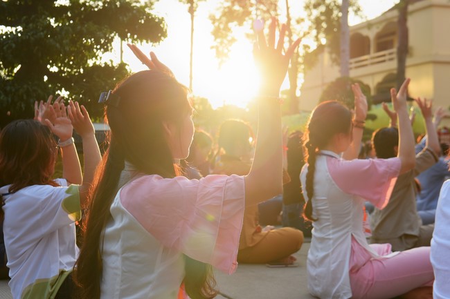 “Compassion is the Reason to Live Retreat of Nhan Sinh Club.