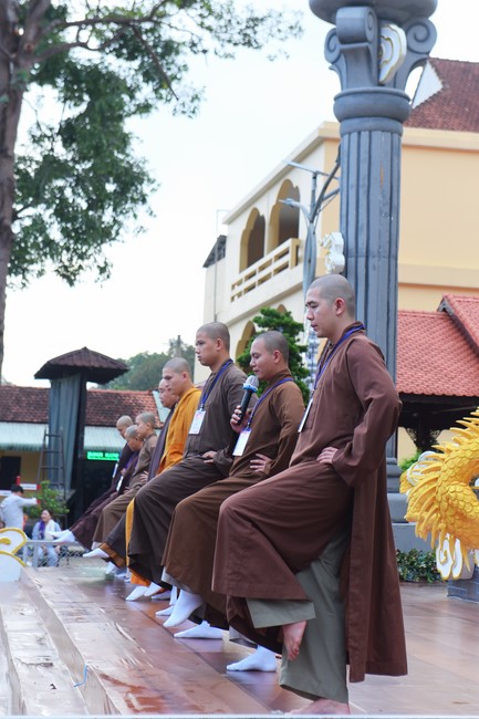 “Compassion is the Reason to Live Retreat of Nhan Sinh Club.