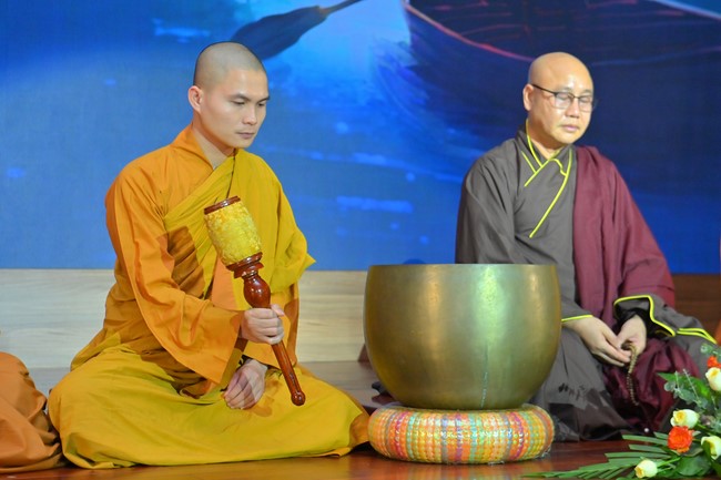 “Compassion is the Reason to Live Retreat of Nhan Sinh Club.