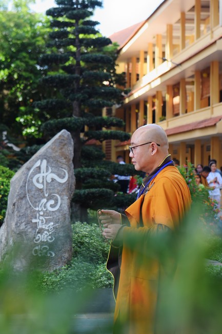 “Compassion is the Reason to Live Retreat of Nhan Sinh Club.