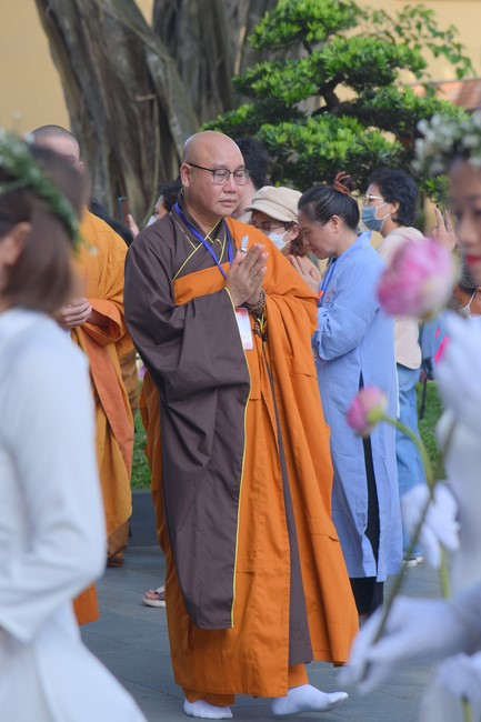 “Compassion is the Reason to Live Retreat of Nhan Sinh Club.