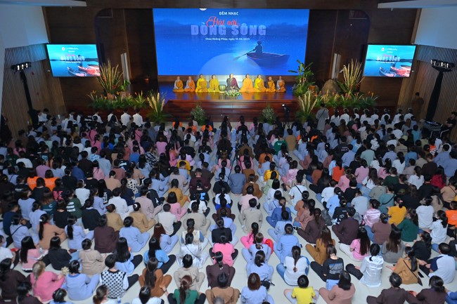 “Compassion is the Reason to Live Retreat of Nhan Sinh Club.