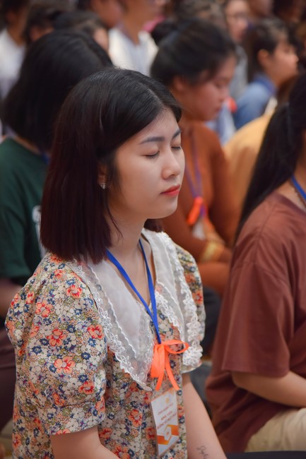 “Compassion is the Reason to Live Retreat of Nhan Sinh Club.