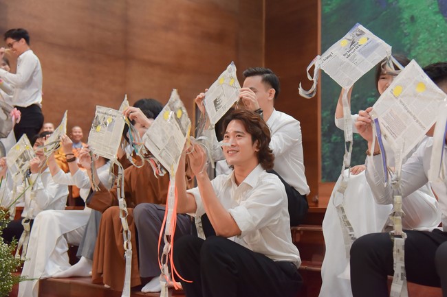 “Compassion is the Reason to Live Retreat of Nhan Sinh Club.