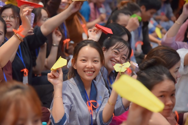 “Compassion is the Reason to Live Retreat of Nhan Sinh Club.