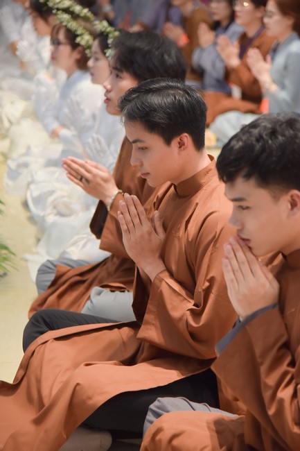 “Compassion is the Reason to Live Retreat of Nhan Sinh Club.