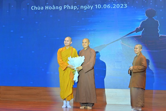 “Compassion is the Reason to Live Retreat of Nhan Sinh Club.