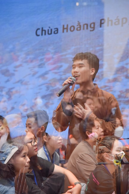 “Compassion is the Reason to Live Retreat of Nhan Sinh Club.