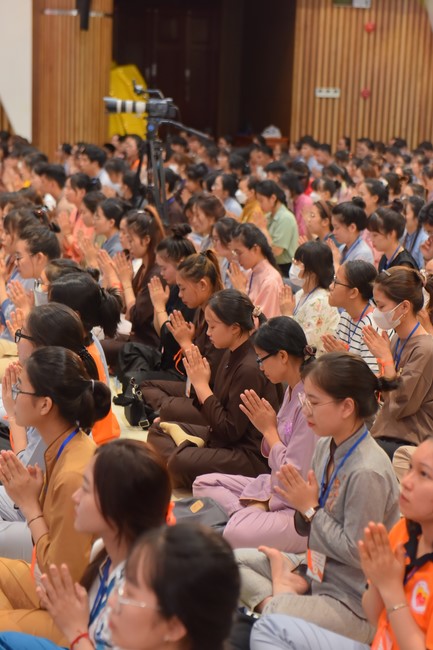 “Compassion is the Reason to Live Retreat of Nhan Sinh Club.