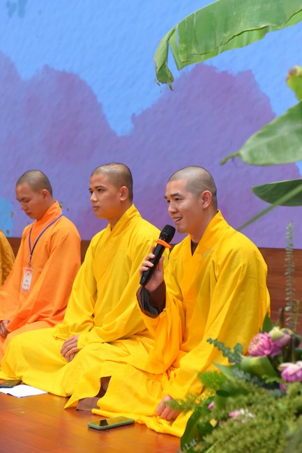 “Compassion is the Reason to Live Retreat of Nhan Sinh Club.