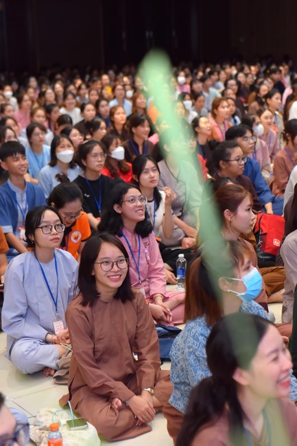 “Compassion is the Reason to Live Retreat of Nhan Sinh Club.