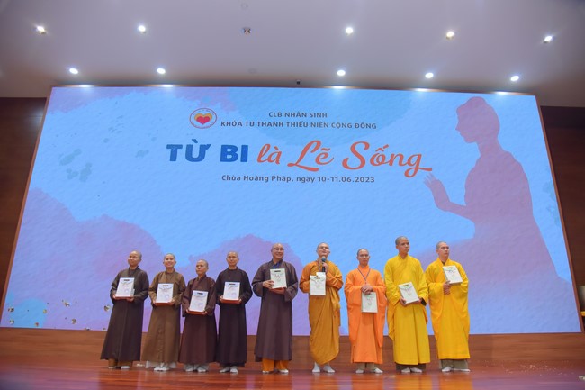 “Compassion is the Reason to Live Retreat of Nhan Sinh Club.