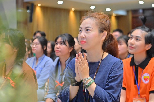 “Compassion is the Reason to Live Retreat of Nhan Sinh Club.