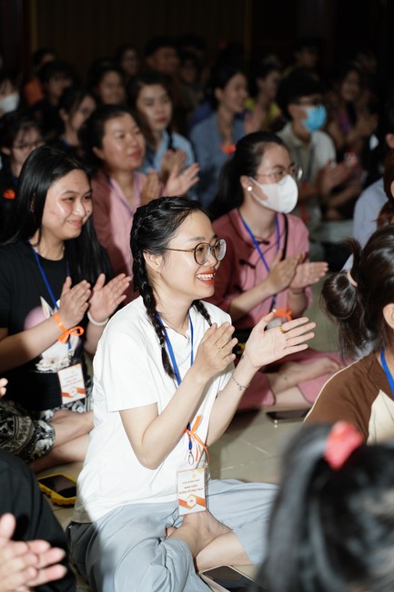 “Compassion is the Reason to Live Retreat of Nhan Sinh Club.