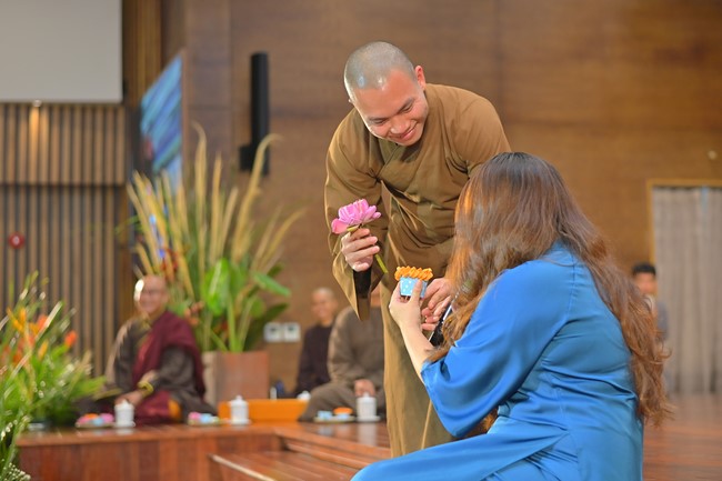 “Compassion is the Reason to Live Retreat of Nhan Sinh Club.