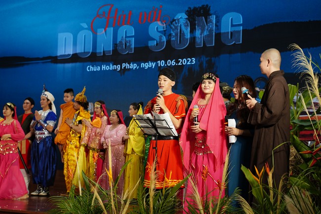 “Compassion is the Reason to Live Retreat of Nhan Sinh Club.