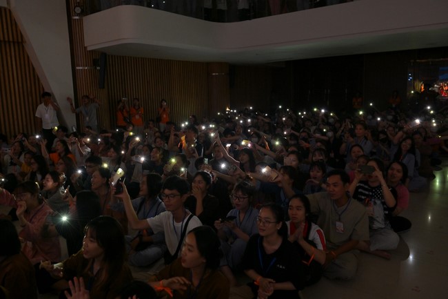 “Compassion is the Reason to Live Retreat of Nhan Sinh Club.