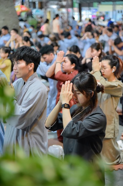 Repentance ceremony on April 30th, Year of the Cat