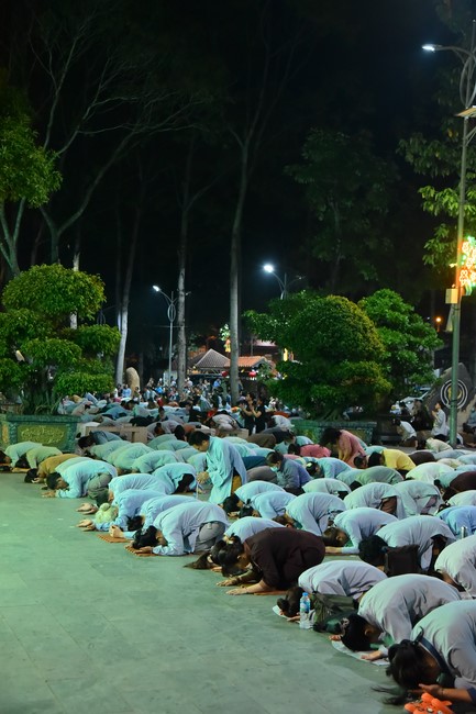 Repentance ceremony on April 30th, Year of the Cat