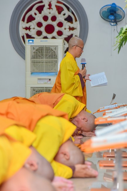 Repentance ceremony on April 30th, Year of the Cat