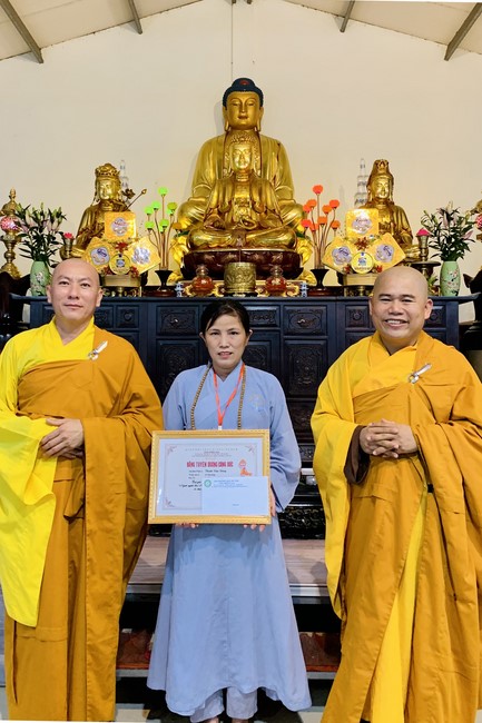 Repentant Ceremony on April 30th, LC and granting Merit certificates to Lumbini garden designed Buddhists of Dong Cao pagoda, Thanh Hoa