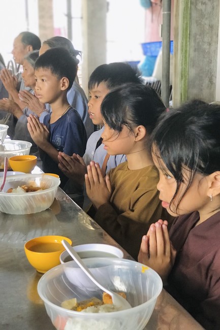 One – Day Retreat and the charity on the 1st day of lunar month at Dong Cao Pagoda