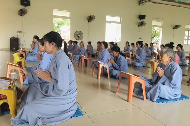 One – Day Retreat and the charity on the 1st day of lunar month at Dong Cao Pagoda