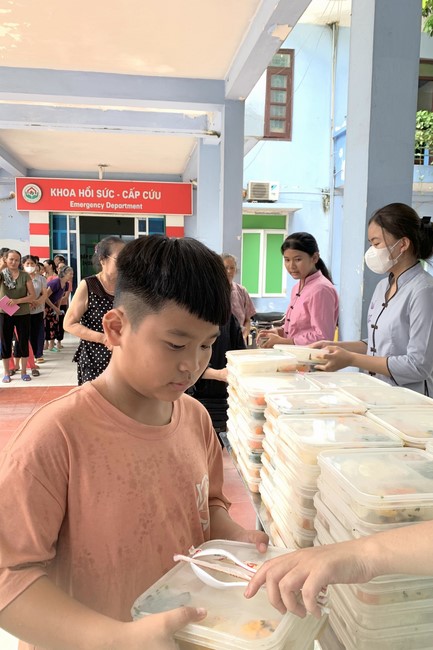 One – Day Retreat and the charity on the 1st day of lunar month at Dong Cao Pagoda