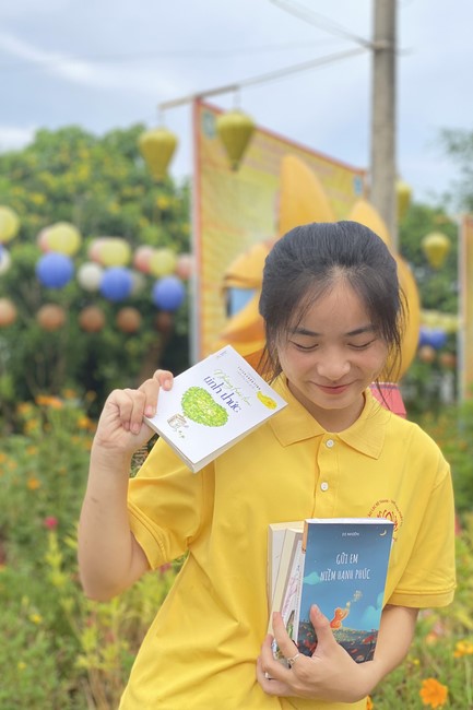 One – Day Retreat and the charity on the 1st day of lunar month at Dong Cao Pagoda