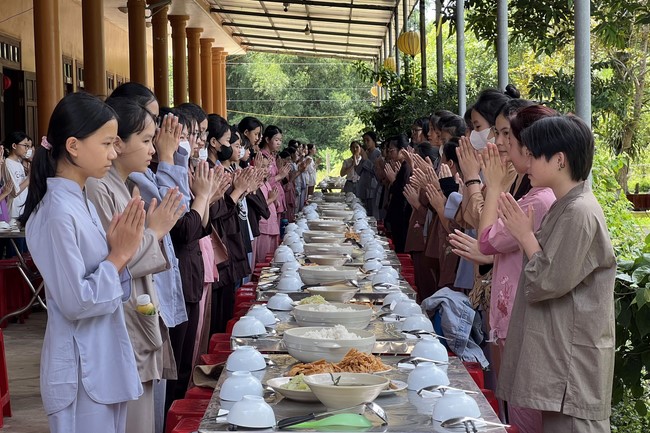 Summer Retreat 2023 at Giai Lam Pagoda, Ha Tinh